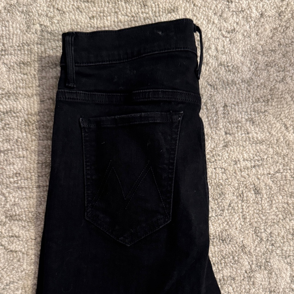 MOTHER Black Denim Insider Crop Jeans